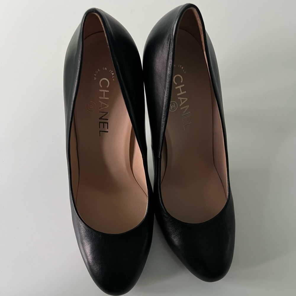 Chanel heels. IT 40